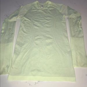 Lululemon size 4 lime green swiftly long sleeve